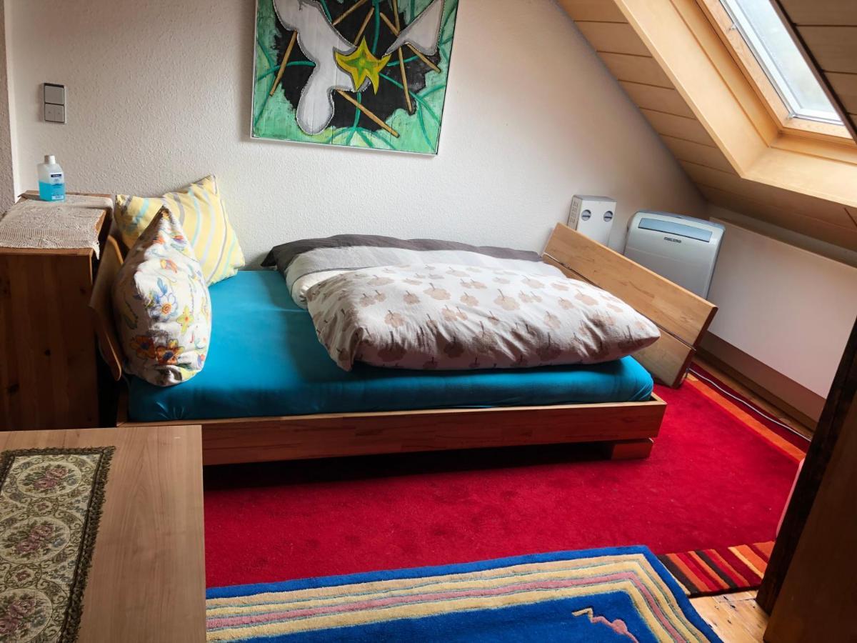 Doppelzimmer Dachgeschoss, Schnelles Wlan, Arbeitsplatz Und Garten Winningen Eksteriør bilde