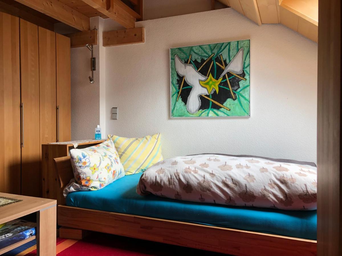 Doppelzimmer Dachgeschoss, Schnelles Wlan, Arbeitsplatz Und Garten Winningen Eksteriør bilde